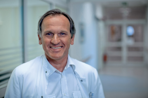 Unser Experte: Dr. Thomas Schreyer 